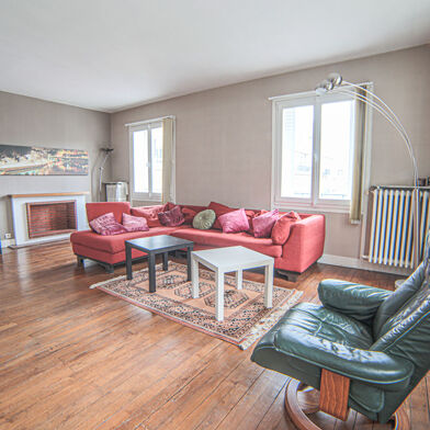 Appartement 4 pièces 1300 €