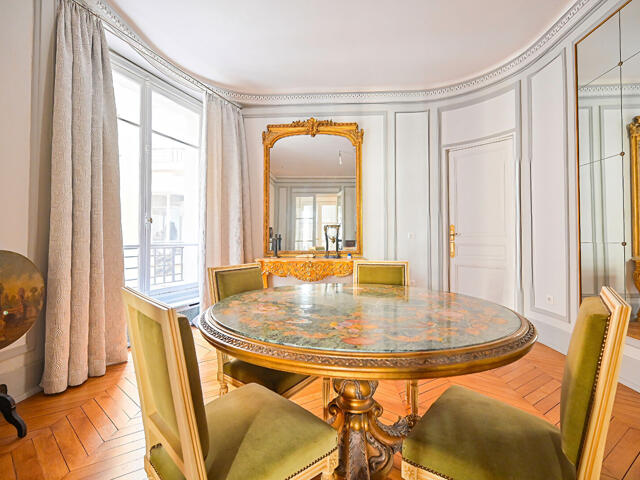 Appartement proposé à Paris 8