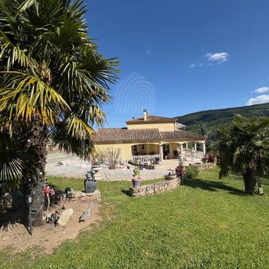 Maison 10 pièces 890000 €