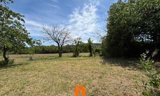 Terrain  740 m² à vendre à La Garde-Adhémar (26700)