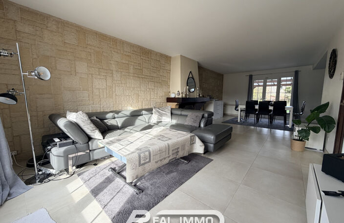MAISON FAMILIALE À SAINT-GERMAIN DE LA GRANGE — photo 4