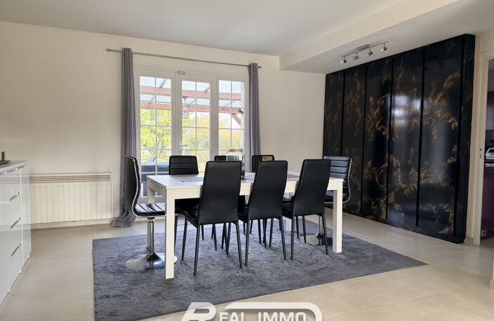 MAISON FAMILIALE À SAINT-GERMAIN DE LA GRANGE — photo 5