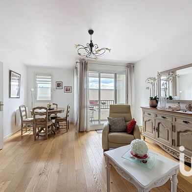 Appartement 4 pièces 315000 €