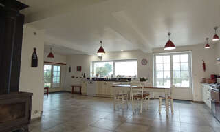 Maison 5 Pièces 260 m² à vendre à Sainte-Radégonde (86300)