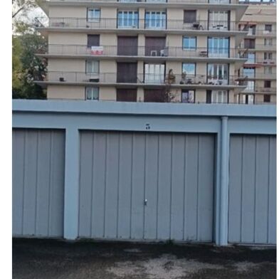 Garage  18000 €