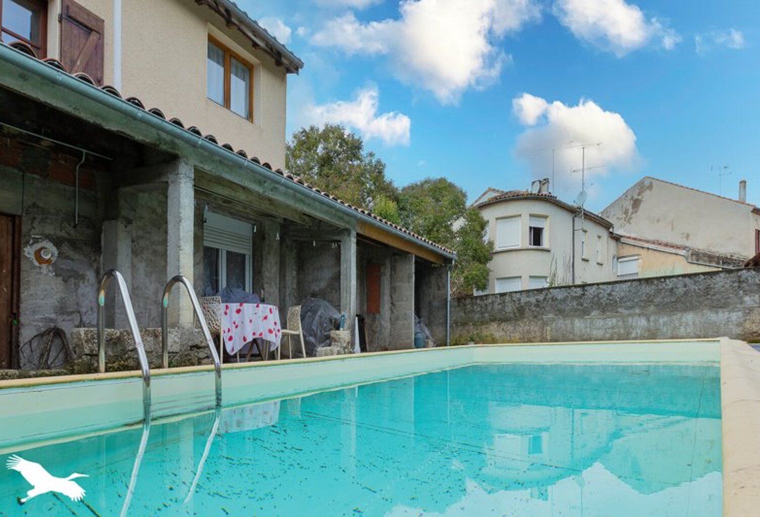 Maison en pierre de 7 pièces principales — photo 1