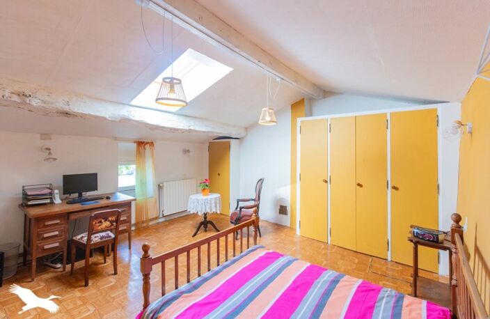 Maison en pierre de 7 pièces principales — photo 4