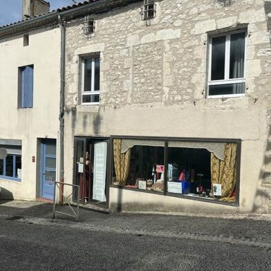 Immeuble  153725 €