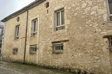 Immeuble  153725 €