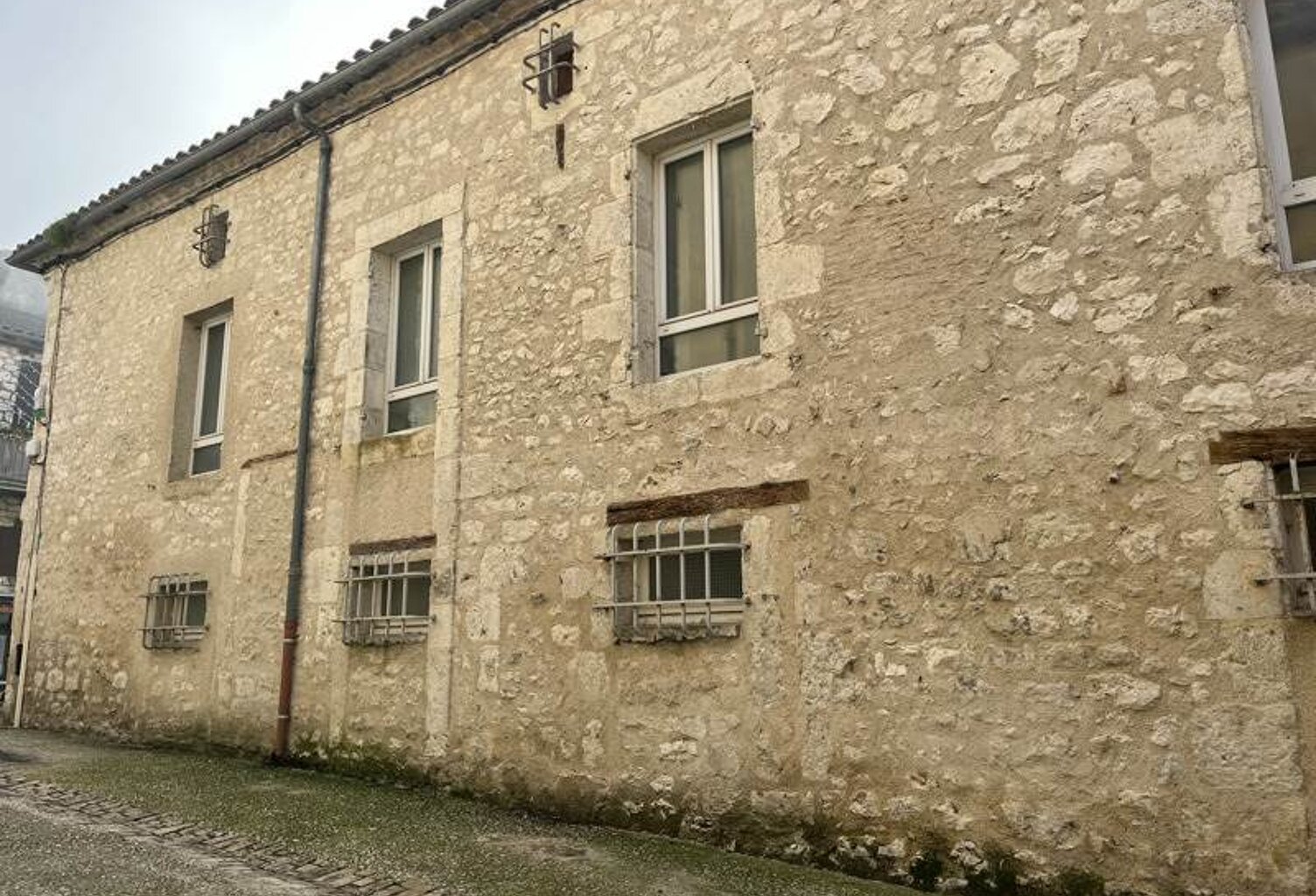 Vente immeuble   Monflanquin (47150) — photo 1