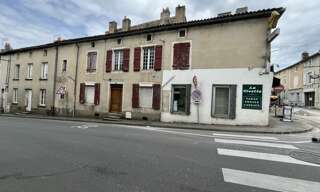 Immeuble  109 m² à vendre à Ruffec (16700)