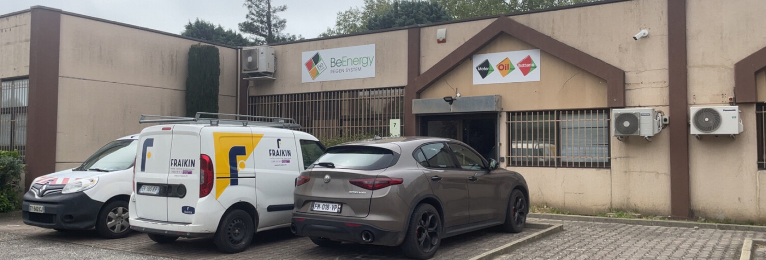 Bureau  110 m² à louer à Avignon (84000)