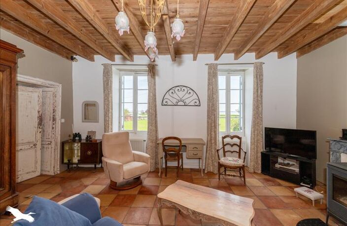 Maison en pierre de 5 pièces principales — photo 4