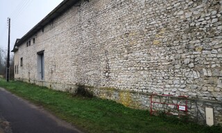 Local industriel  1830 m² à vendre à Montargis (45200)
