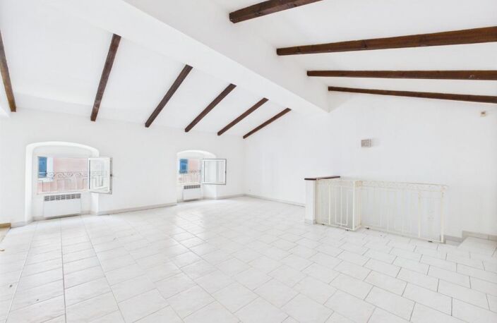 F1 BIS A VENDRE RUE FESCH — photo 2