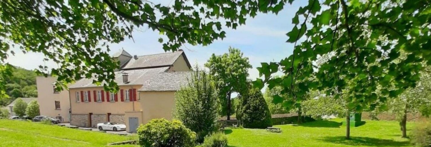 Appartement 2 Pièces 36 m² à louer à Salmiech (12120)