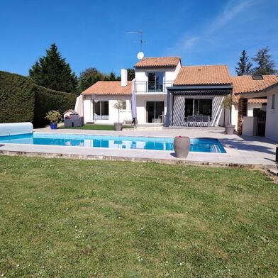 Maison 7 pièces 570000 €