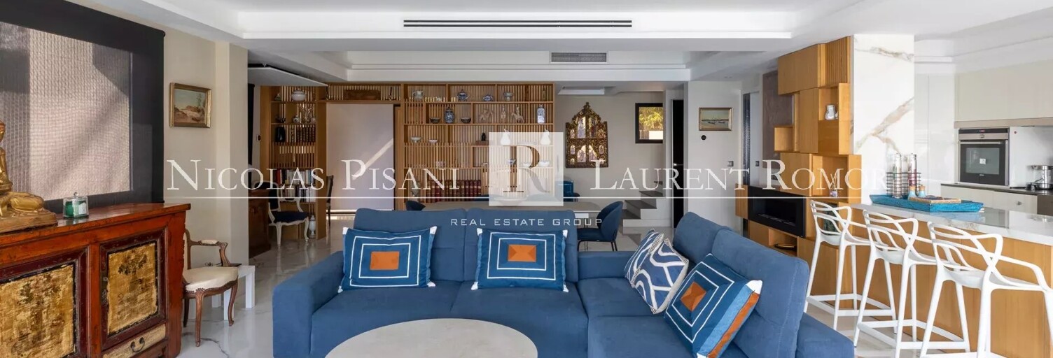 location vacances Maison 8 Pièces 210 m² à Villefranche-sur-Mer (06230)