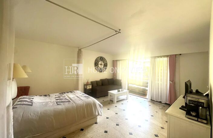 Spacieux studio avec balcon au cœur du Carré d'Or — photo 4