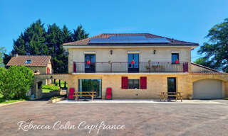 Maison 9 Pièces 199 m² à vendre à Aubas (24290)