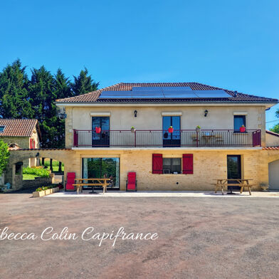 Maison 9 pièces 395680 €