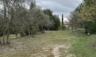 Terrain 800 m² à construire Aix-en-Provence (13090)