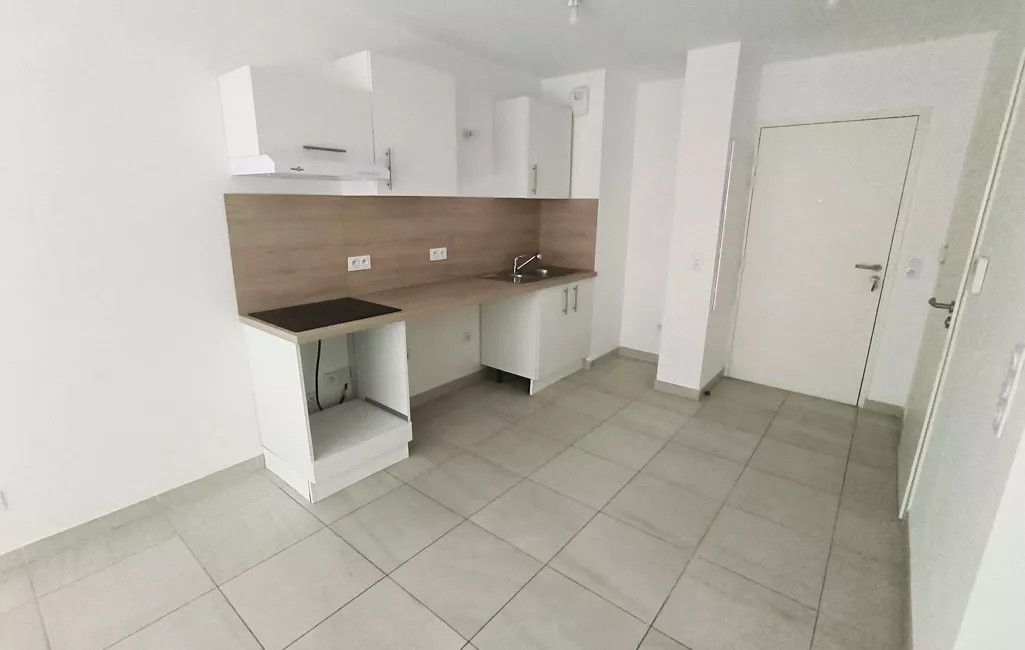 Photo Appartement Type 2 en RDC avec terrasse et place de parking image 3/4