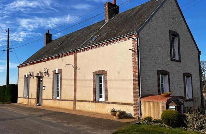 🏡 Maison en pierre avec grange et grand terrain paysagé de 2 100 m² à Péronville ✨ — photo 2