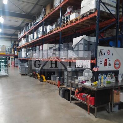 Local industriel  1720000 €