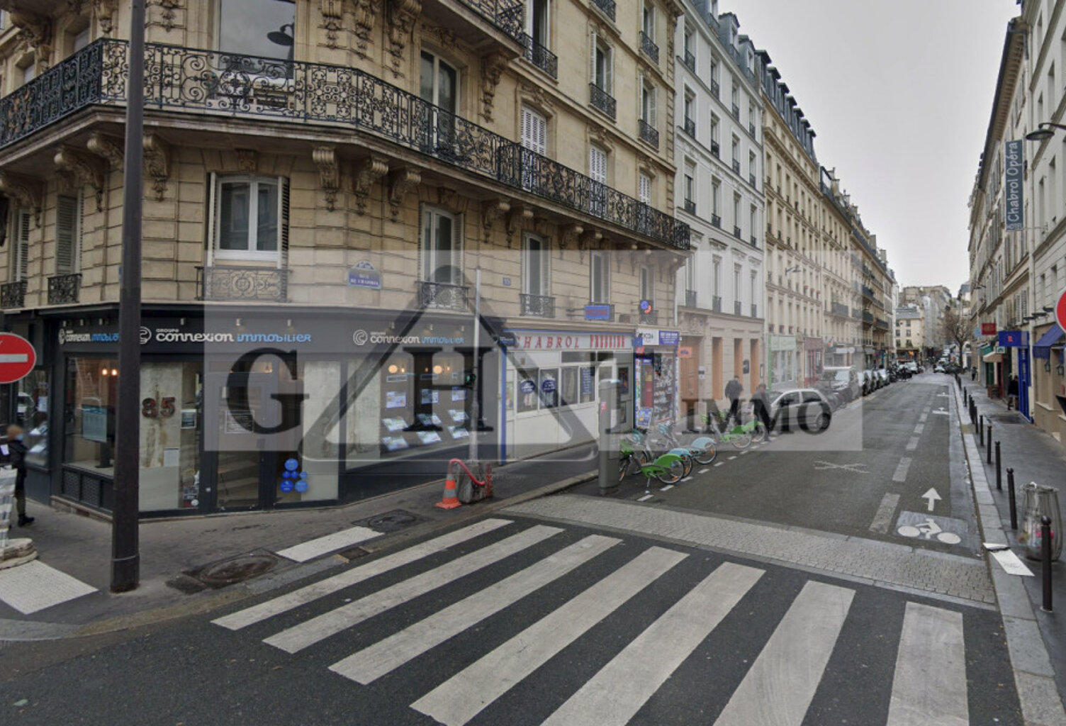 Local commercial 57m2 A vendre Rue Chabrol — photo 1