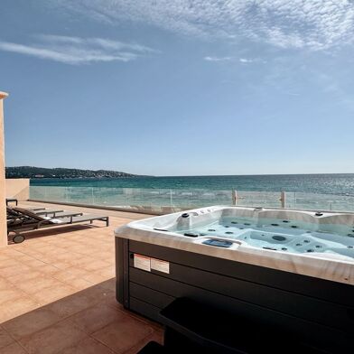 Maison 6 pièces 4000 €