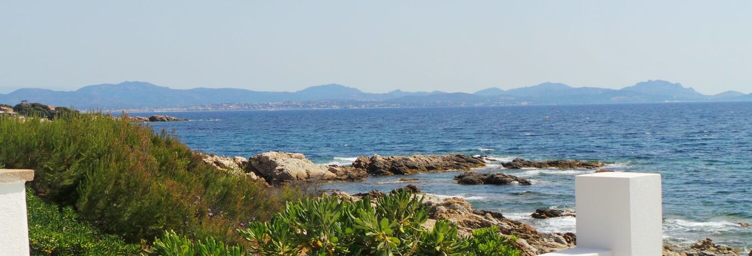 location vacances Maison 3 Pièces 90 m² à Roquebrune-sur-Argens (83380)