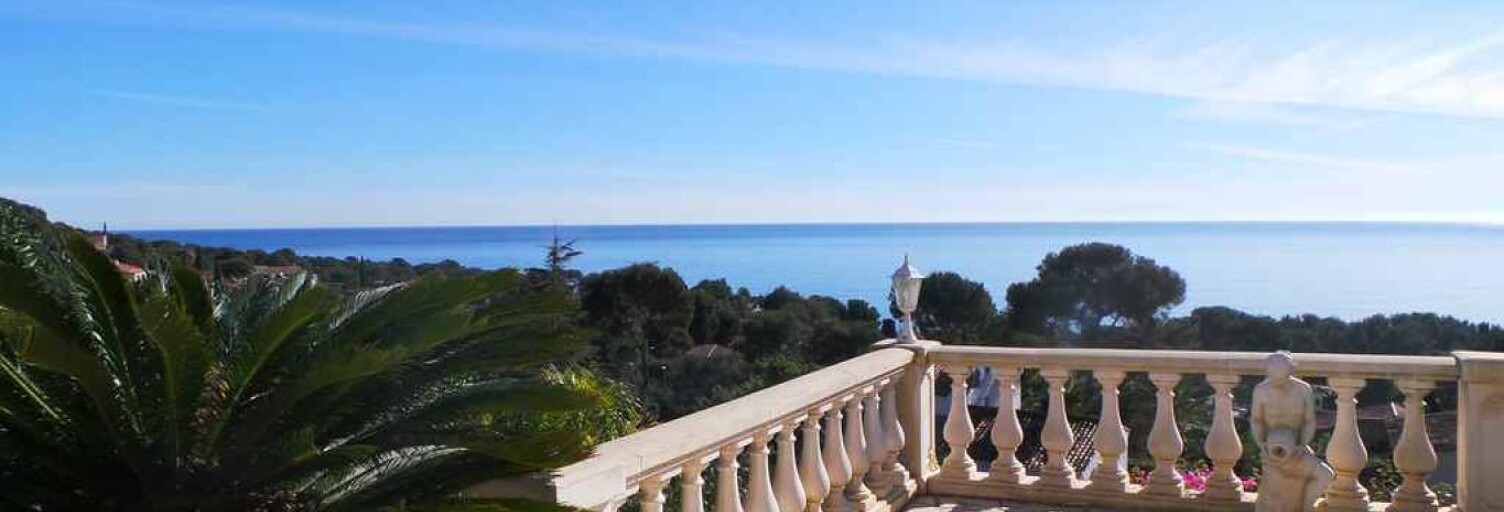 location vacances Maison 4 Pièces 105 m² à Roquebrune-sur-Argens (83380)