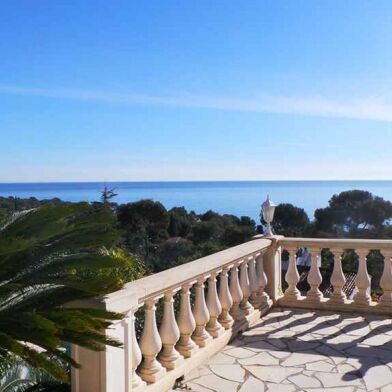 Maison 4 pièces 2500 €