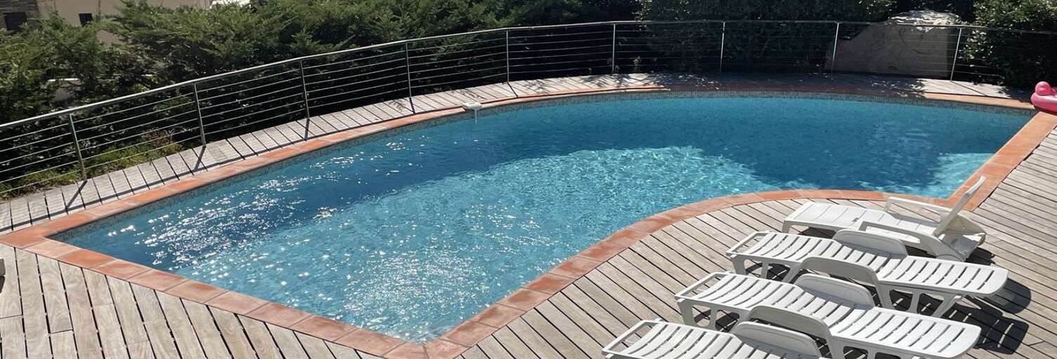 location vacances Maison 5 Pièces 150 m² à Roquebrune-sur-Argens (83380)