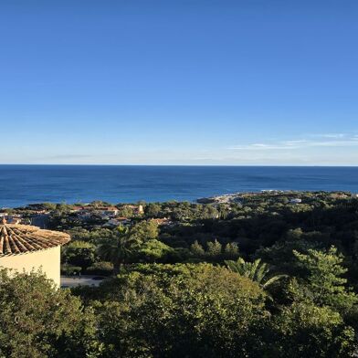 Terrain  1595000 €