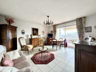FREJUS APPARTEMENT T2 ETAGE ELEVE ASCENSEUR GARAGE CAVE — photo 2