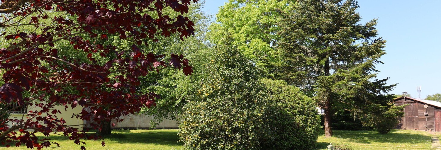 Terrain  1200 m² à vendre à Saint-Hilaire-la-Forêt (85440)