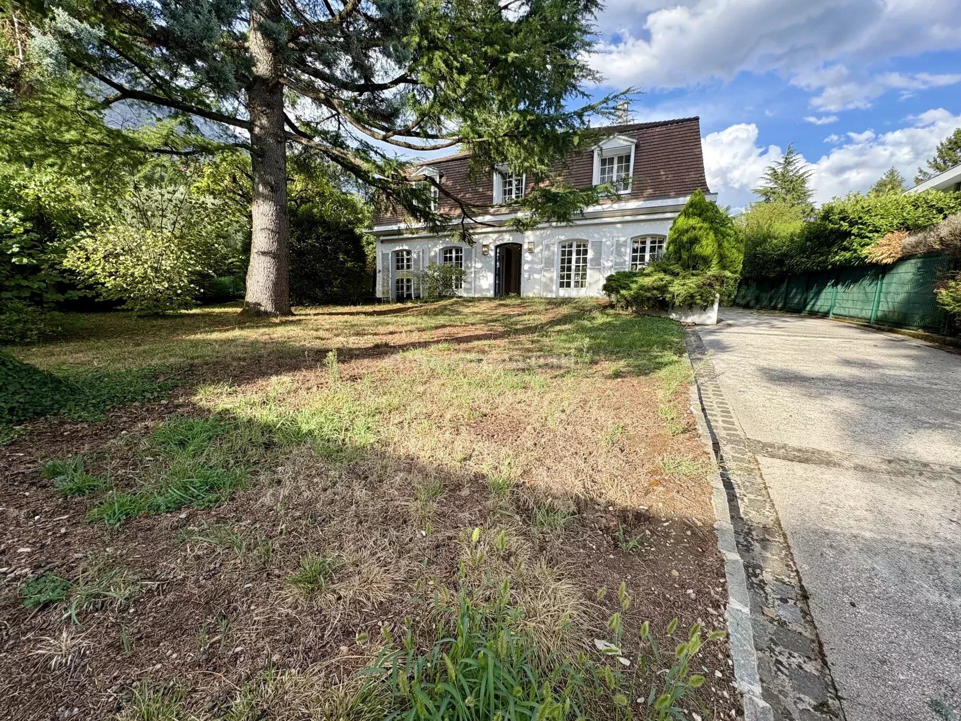 Maison 7 pièces 189 m² · à Corenc · 189 m² · 850 000 €