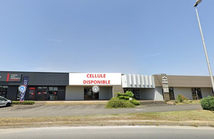 Local Commercial Divisible 1 194m2 - Emplacement N°1 — photo 2