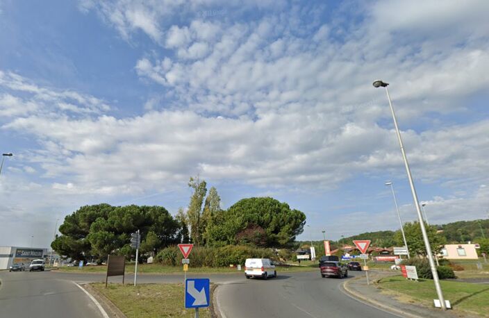 Local Commercial Divisible 1 194m2 - Emplacement N°1 — photo 3