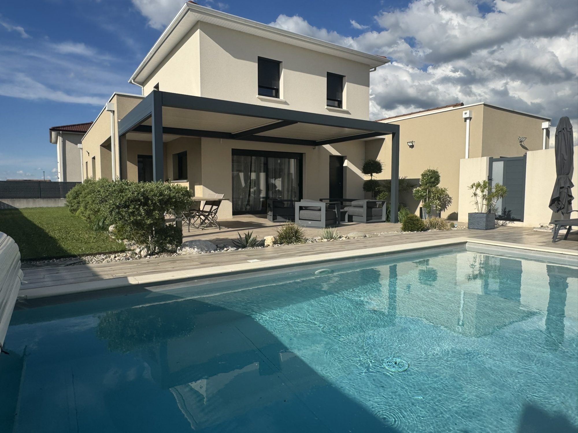 Villa / Maison 5 pièces  à vendre Chatuzange-le-Goubet 26300