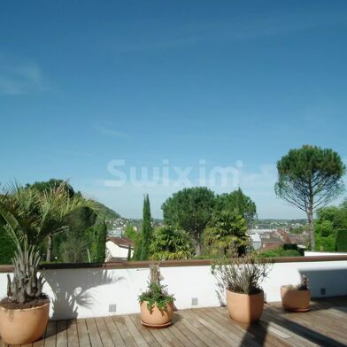 Maison 8 pièces 900000 €