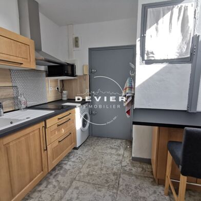 Appartement 3 pièces 187200 €