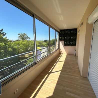 Appartement 4 pièces 995 €