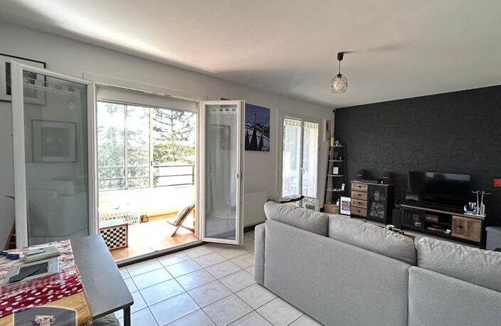 Location appartement 4 pièces 97 m² à Tours (37100) — photo 3