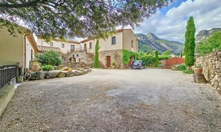 Maison 7 Pièces 220 m² à vendre à Colombières-sur-Orb (34390)
