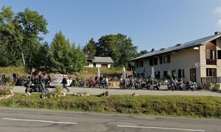 Commerce 10 Pièces 600 m² à vendre à Les Déserts (73230)