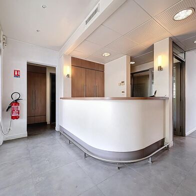 Commerce 4 pièces 152750 €