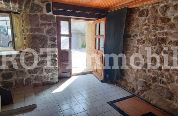 maison pierres — photo 2